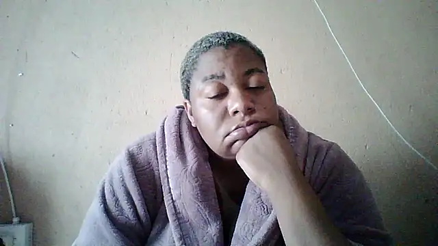 bustyboobs6 online show from March 4, 9:15 am