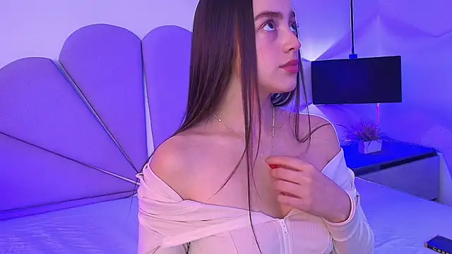 Snapshot of irina-v chatting on March 3, 4:14 am irina-v online show from March 3, 4:14 am