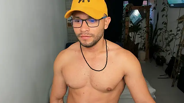 Travis bakers online show from February 22, 10:52 pm