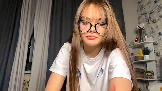 BlissDodd online show from October 1, 6:47 pm