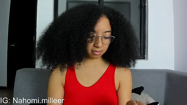 Snapshot of NAHOMI_MILLER chatting on December 21, 11:12 pm NAHOMI MILLER online show from December 21, 11:12 pm