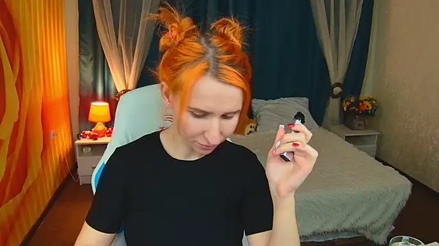 AliceBYKiss online show from January 28, 3:46 pm