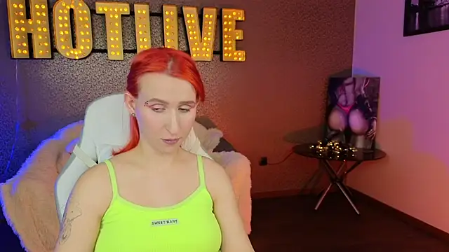 AliceBYKiss online show from February 14, 3:58 pm