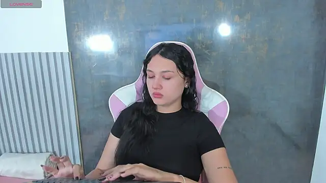 lana boomer online show from October 30, 7:36 pm