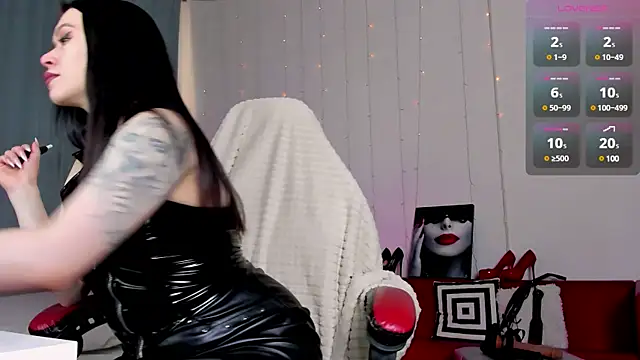 Vanessa Ives  online show from March 11, 5:49 am