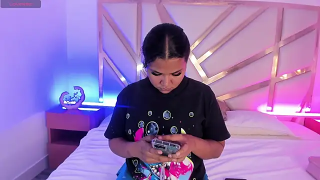 Carolina Evanss online show from October 17, 11:35 am