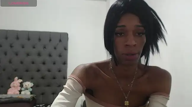 lucianadolll online show from March 13, 3:06 pm