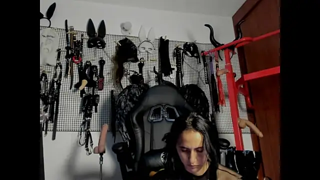 Evil sammy online show from June 4, 8:59 pm