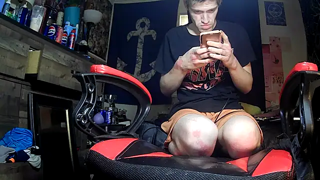 ATwinkie online show from June 8, 7:58 pm