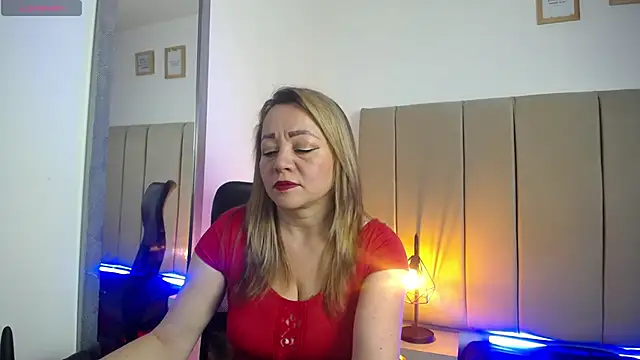 Lupiita223 online show from March 10, 12:59 pm