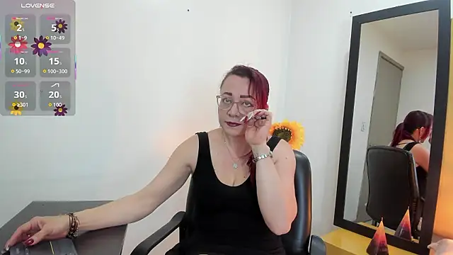 Lupiita223 online show from March 12, 12:55 pm