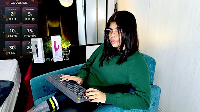 cutehanna1 online show from September 29, 11:53 pm