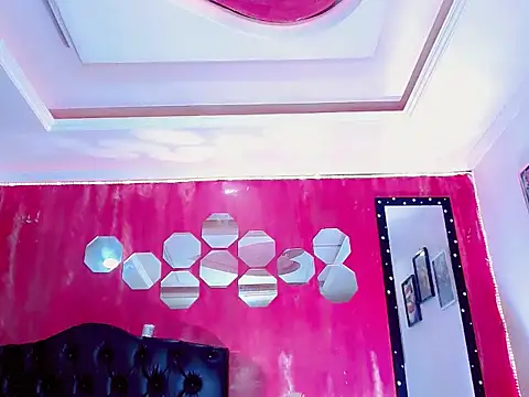 Snapshot of TiffanyMackensyy chatting on September 11, 3:06 am TiffanyMackensyy online show from September 11, 3:06 am