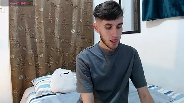 Thhiago tay online show from October 3, 11:35 pm