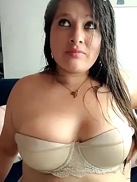 Neve Collins online show from March 17, 3:37 pm