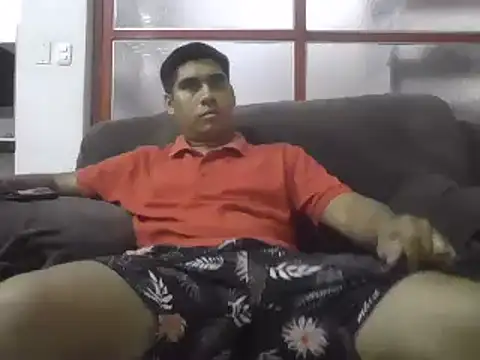 estudiante69 online show from January 9, 10:31 pm