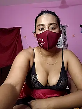 Snapshot of lovely-tanu chatting on October 22, 11:43 am lovely-tanu online show from October 22, 11:43 am