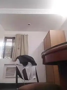 jenilmax online show from January 16, 11:47 am