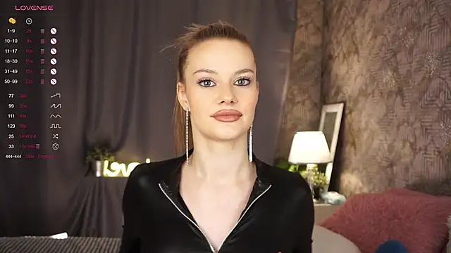 DorisHalsted online show from December 11, 8:07 pm