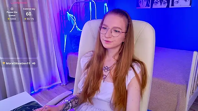 VioletShine online show from June 4, 1:28 pm