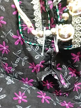 Snapshot of Telugu-mirchi chatting on September 14, 7:35 pm Telugu-mirchi online show from September 14, 7:35 pm