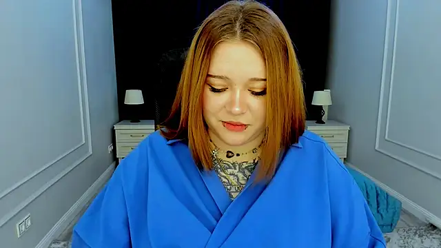 MoonLghte online show from January 23, 7:40 pm