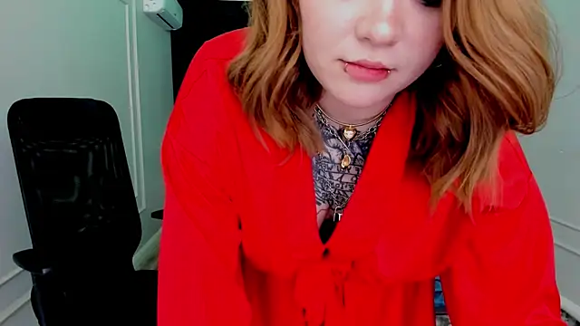 MoonLghte online show from January 27, 5:37 pm