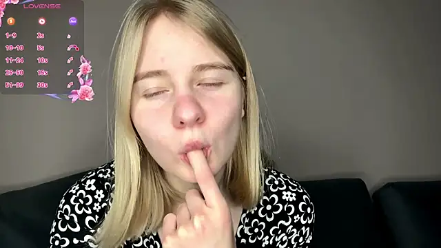 OdelinaFicken online show from March 16, 7:34 am