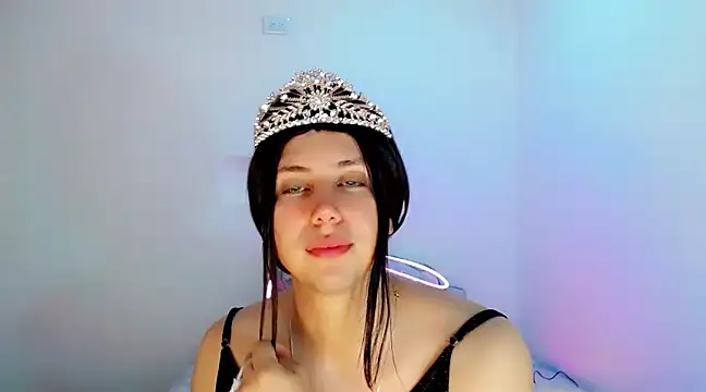 Snapshot of Oxana-Novikov chatting on December 15, 10:04 pm Oxana-Novikov online show from December 15, 10:04 pm