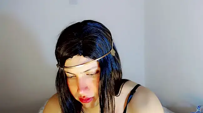 Snapshot of Oxana-Novikov chatting on January 11, 2:09 am Oxana-Novikov online show from January 11, 2:09 am