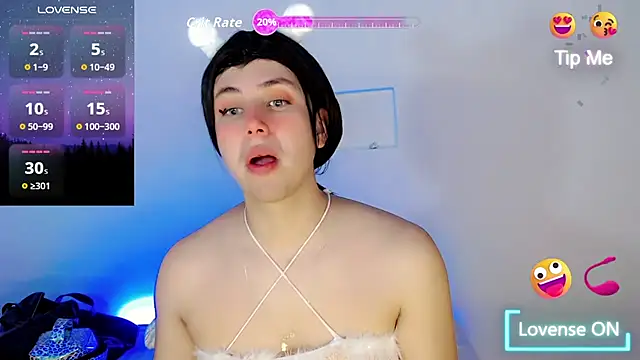 Snapshot of Oxana-Novikov chatting on December 14, 7:18 pm Oxana-Novikov online show from December 14, 7:18 pm