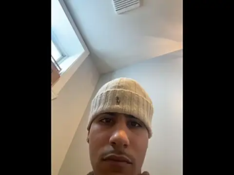 johnycash21 online show from February 7, 6:00 pm