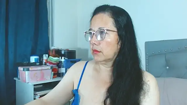 maturepriscila online show from February 4, 1:28 pm