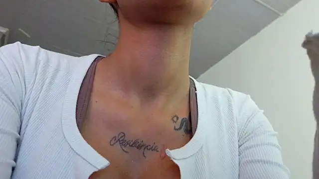 Snapshot of Tiffanny chatting on December 19, 2:13 pm Tiffanny online show from December 19, 2:13 pm