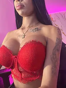 Snapshot of Tiffanny chatting on February 20, 8:20 pm Tiffanny online show from February 20, 8:20 pm