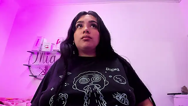 mia johns  online show from January 10, 3:52 am