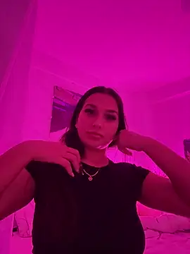 lissa yasemin online show from December 4, 2:31 am