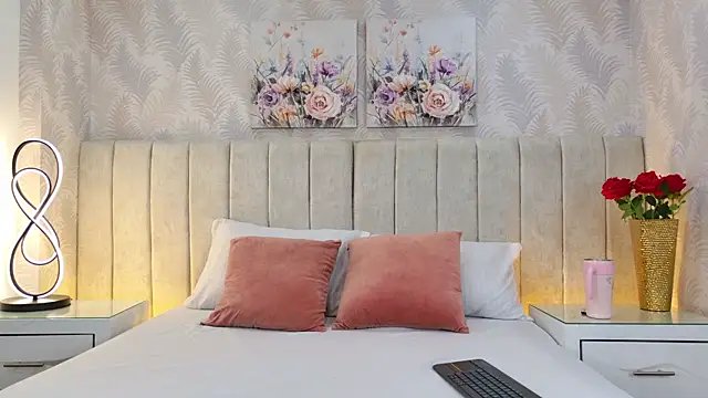 MeganCruzGB online show from November 21, 12:37 pm