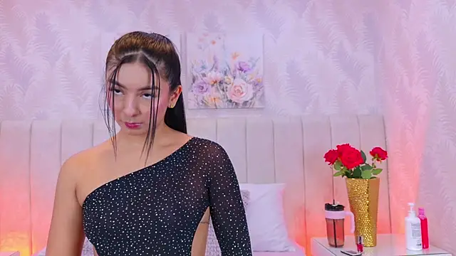 MeganCruzGB online show from June 10, 12:37 pm