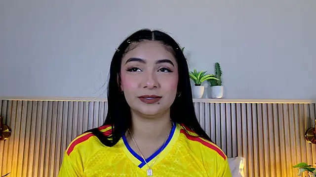 MeganCruzGB online show from June 17, 12:18 pm