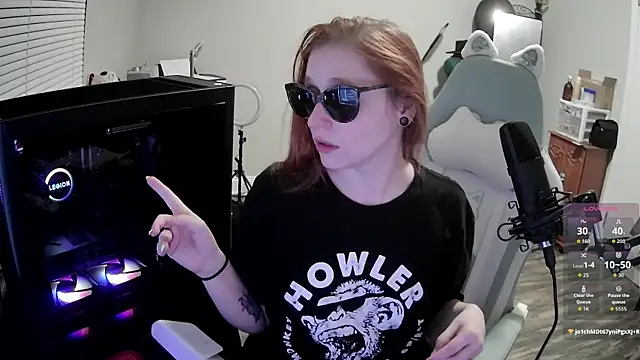 LilyFoxxx online show from October 22, 3:18 am