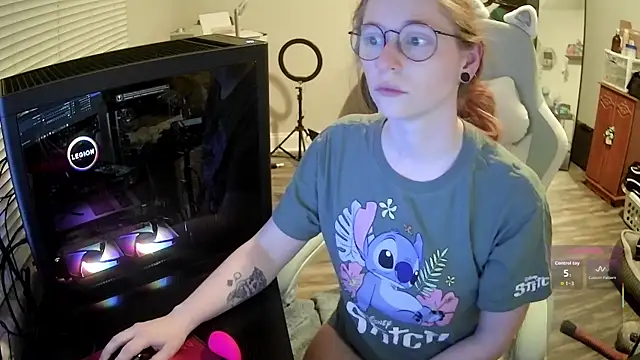 LilyFoxxx online show from January 11, 6:29 am