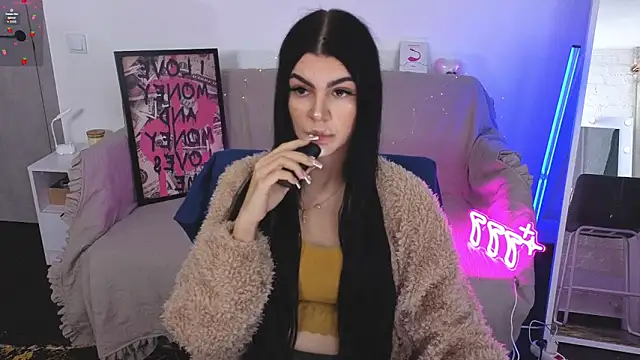 Tiffany lab online show from October 27, 10:19 am