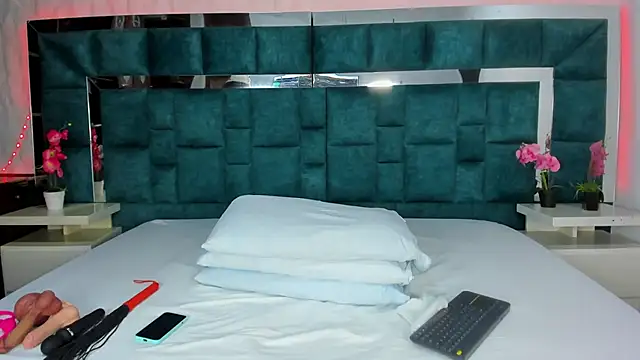 valtira nova online show from September 10, 7:14 pm