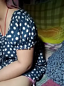 Snapshot of Super-Couple chatting on March 21, 6:49 am Super-Couple online show from March 21, 6:49 am