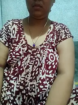 Snapshot of Super-Couple chatting on October 1, 7:47 am Super-Couple online show from October 1, 7:47 am