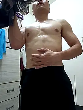 Snapshot of chiata410 chatting on April 5, 1:08 pm chiata410 online show from April 5, 1:08 pm