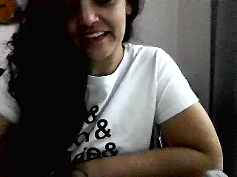 escritorasafada online show from December 28, 8:48 am