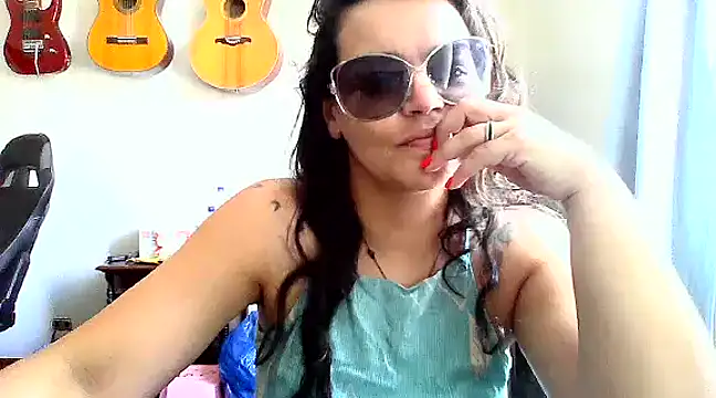 escritorasafada online show from January 10, 4:09 pm