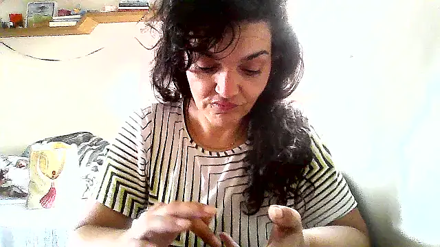 escritorasafada online show from February 21, 12:28 pm